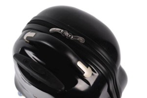 top view of carry and pull handles